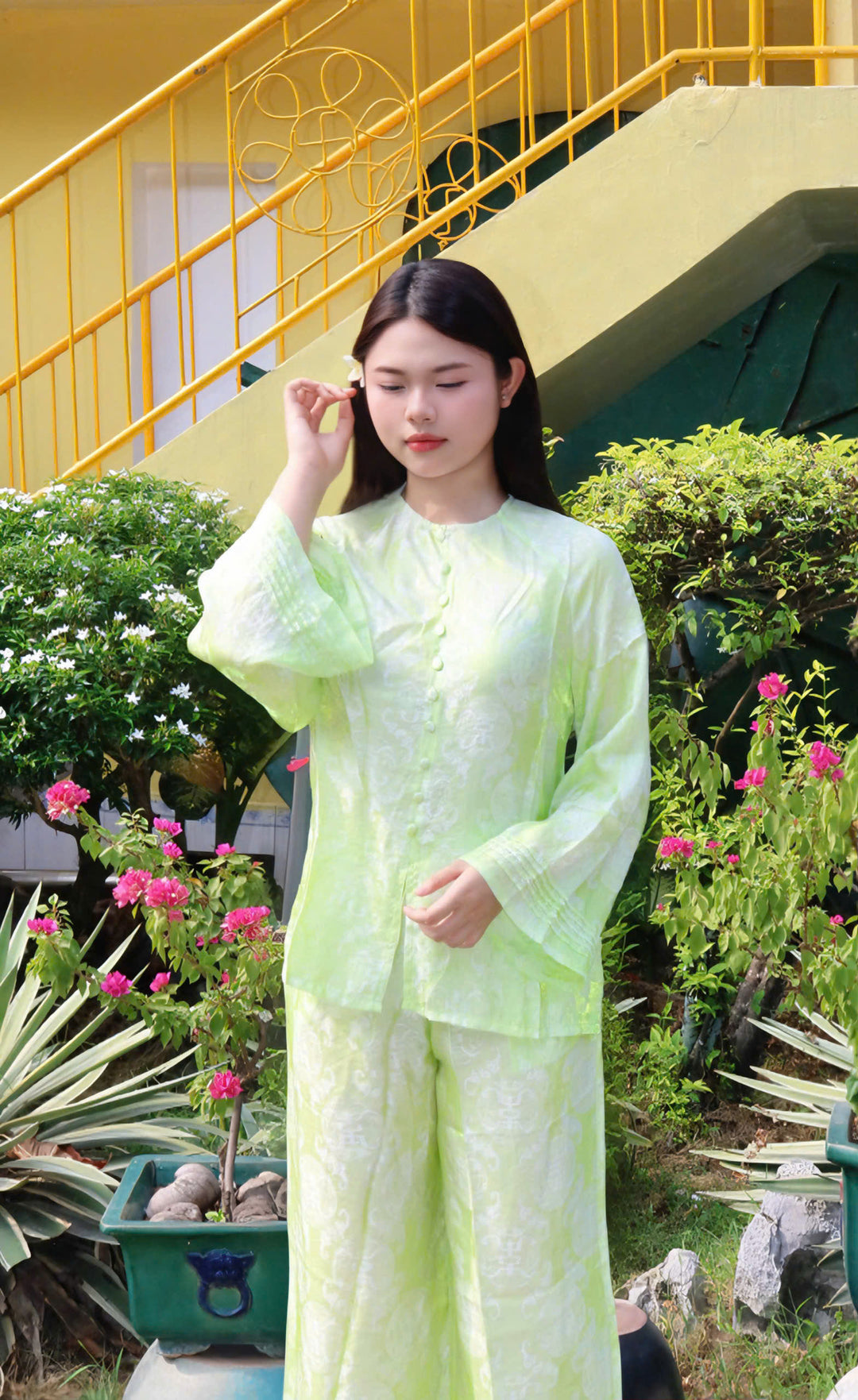 LAM023V001